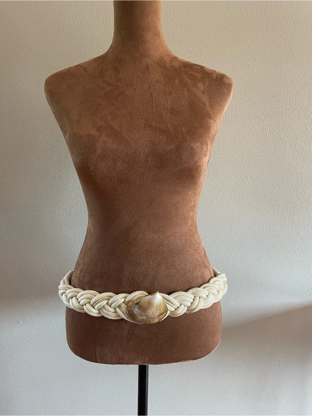 Vintage Cream Braided Rope Belt with Shell Accent